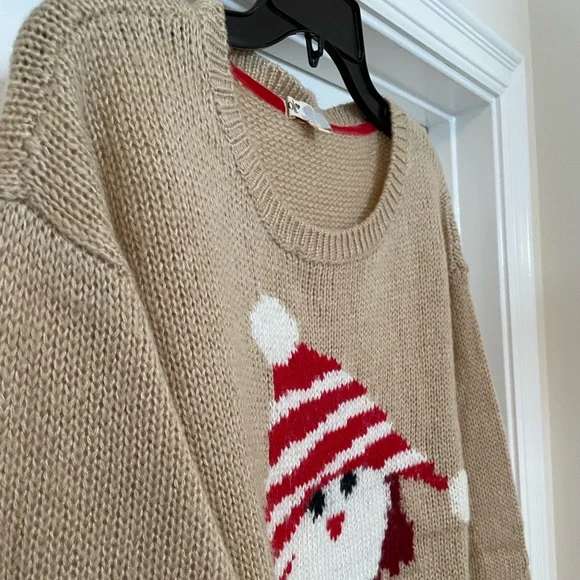 Olt long sleeve crew neck sweater size Large in camel with cute bird 🎉Host Pick🎉 - Picture 3 of 7